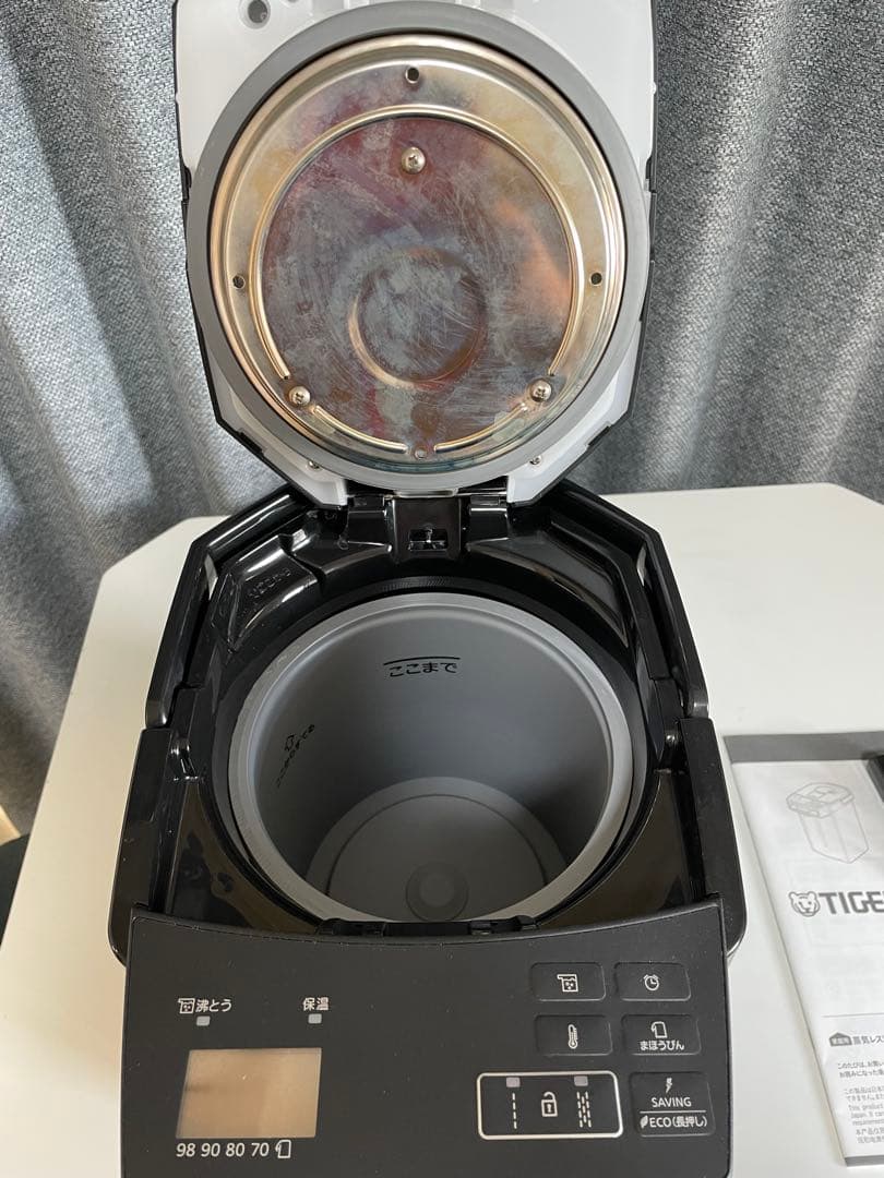 TIGER 電気ポット 2.2L ブラック