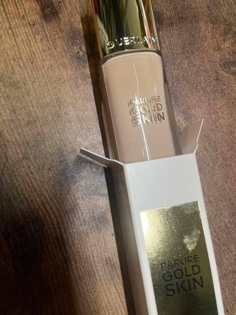 GUERLAIN PARURE GOLD SKIN 35ml ファンデ 1N