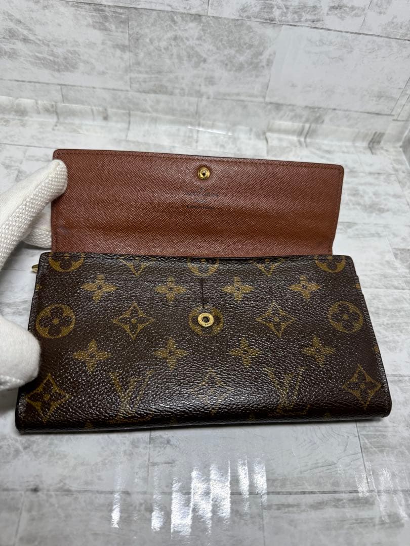 ルイ・ヴィトン 二つ折りフラップ長財布 モノグラム　中古