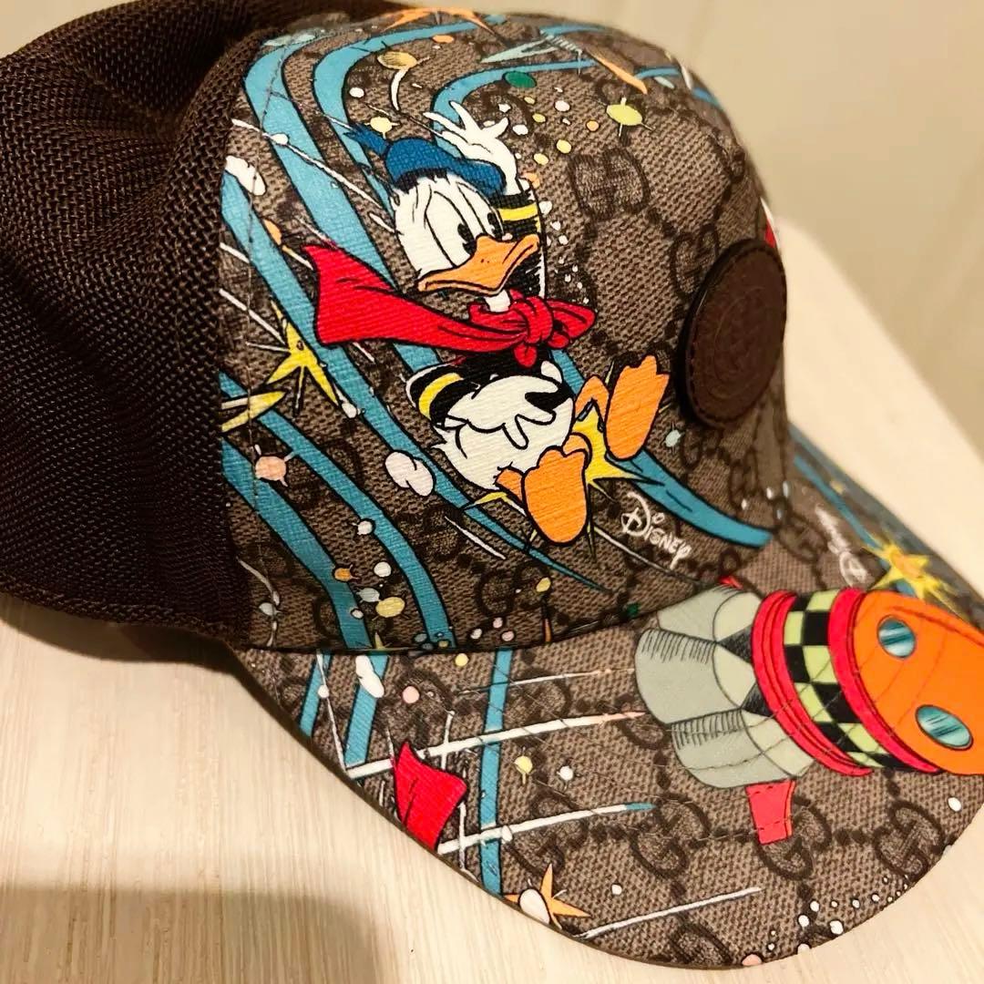美品GUCCI ディズニーコラボ ドナルドダック ベースボールキャップ ベージュ