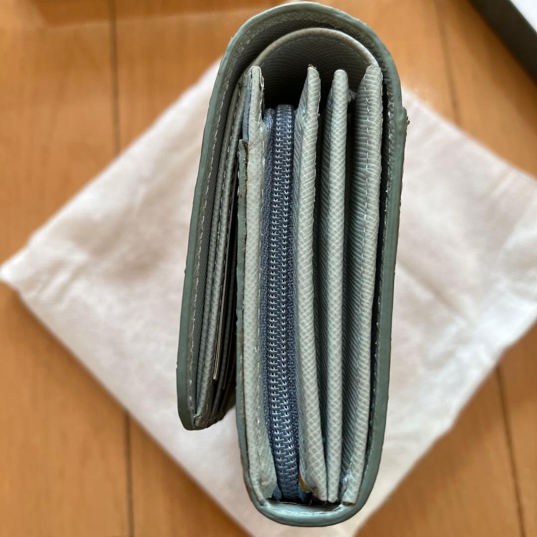 新品COCCO FIOREクロコダイル風 二つ折り財布 金運イエロー系ハート
