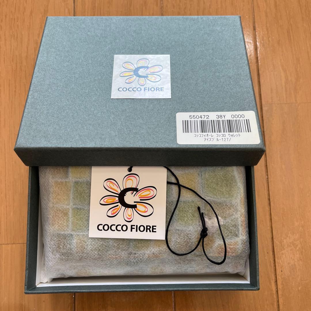 新品COCCO FIOREクロコダイル風 二つ折り財布 金運イエロー系ハート