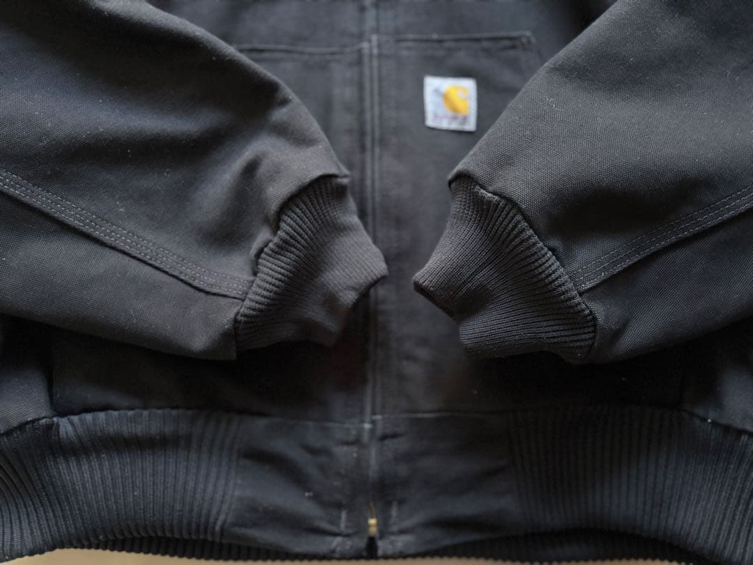 アメリカ製　carhartt カーハート　アクティブジャケット　M 黒　USA製