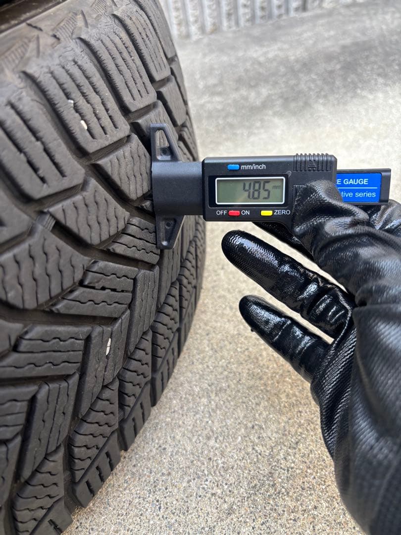 ②ミシュラン X-ICE  215/55R17 スタッドレス　２本