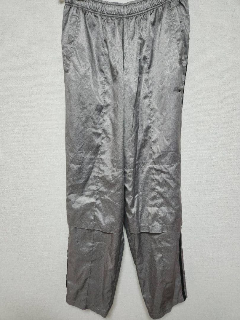 ナイキ　NIKE　ウィンドブレーカー　ナイロン　ジャージ　グレー　XL
