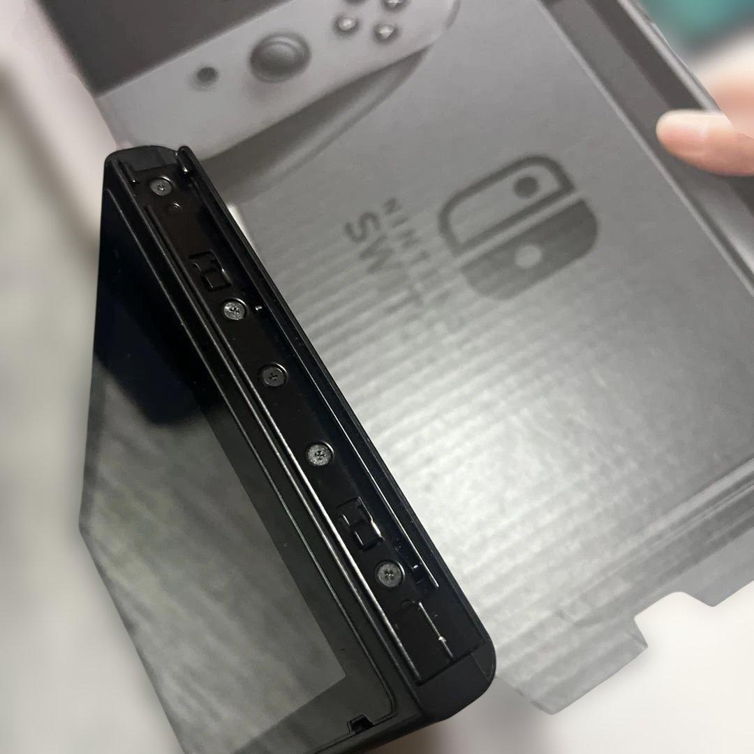 A*e様 Nintendo Switch 本体 箱あり 動作確認済み