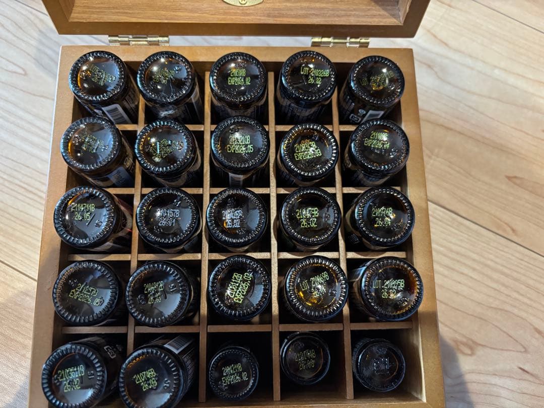 doTERRA エッセンシャルオイル 25本セット ウッドボックス