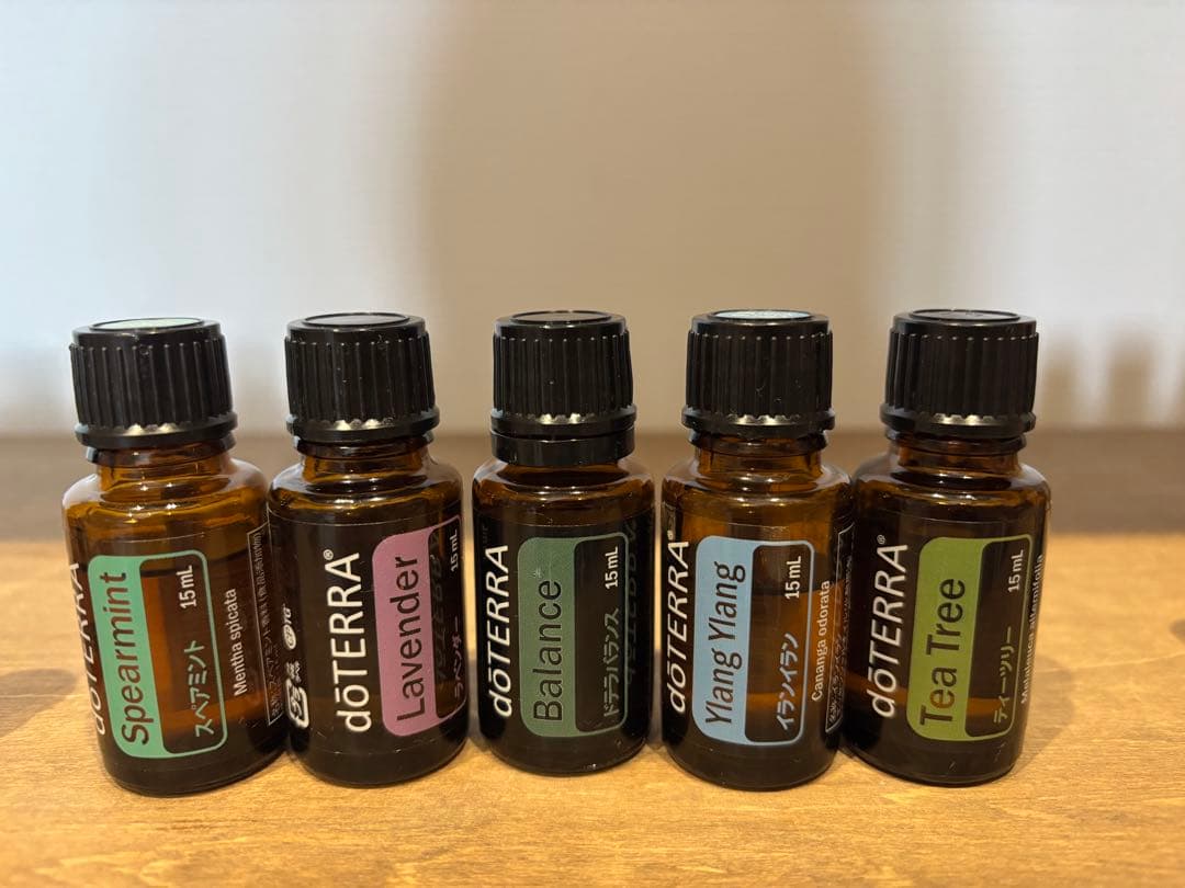 doTERRA エッセンシャルオイル 25本セット ウッドボックス