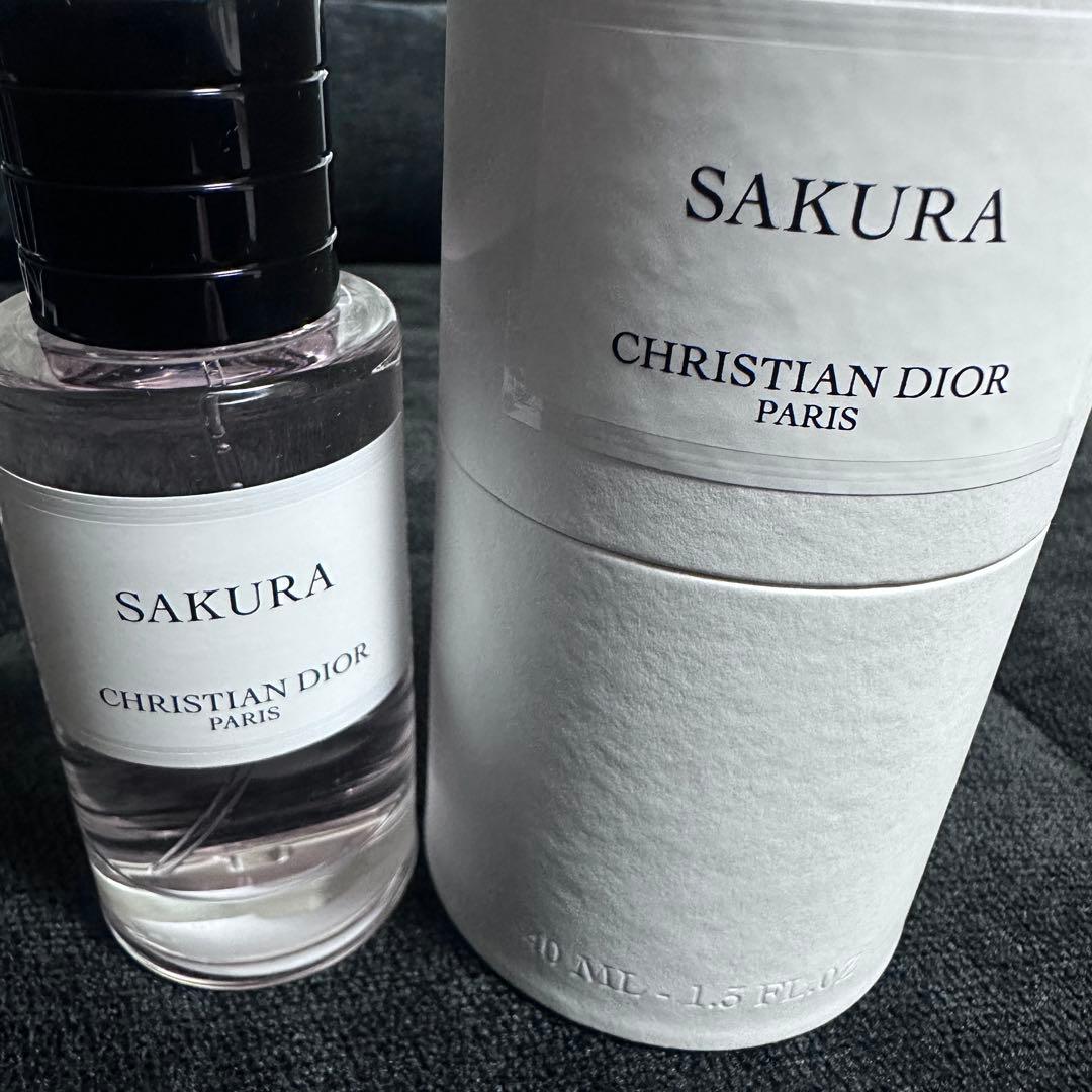 チ*ト様 DIOR SAKURA オードゥパルファン 香水 新品未使用