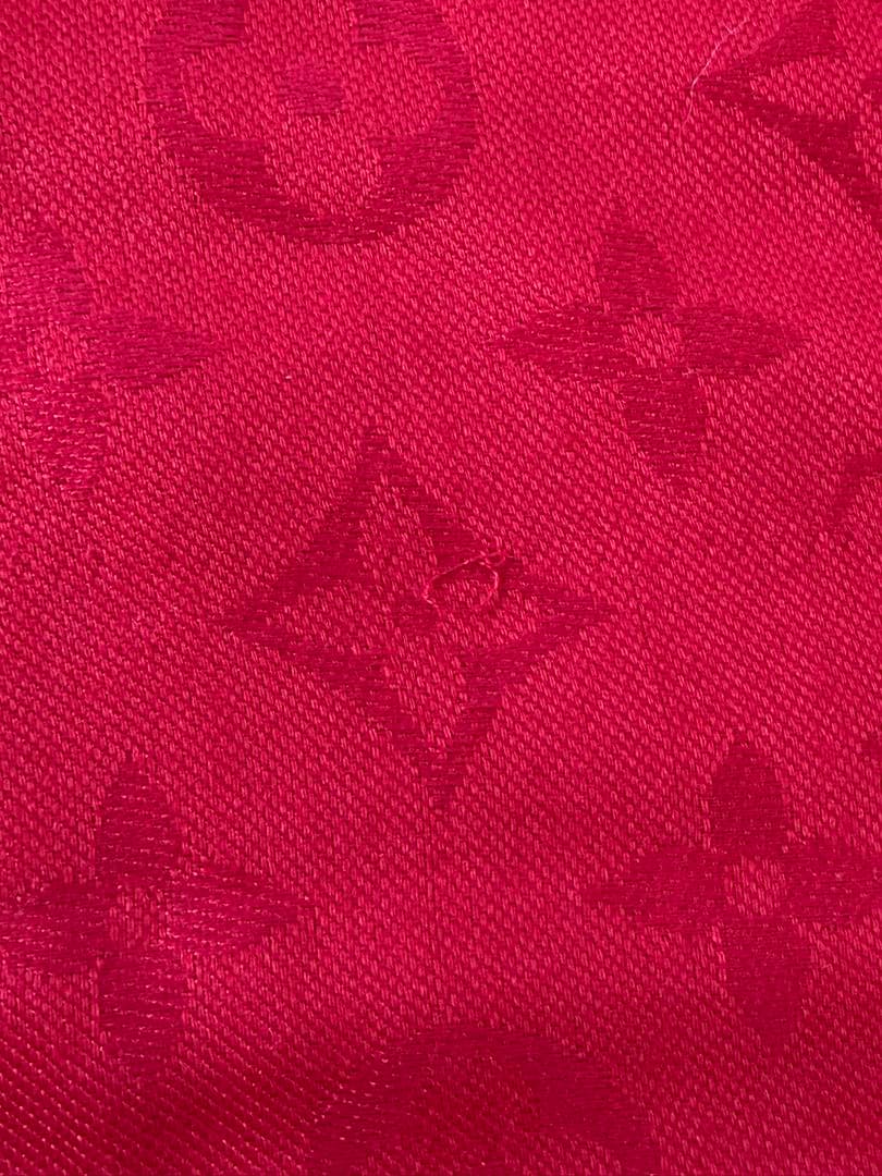 あさひのり！　　　LOUIS VUITTON レッド ストール