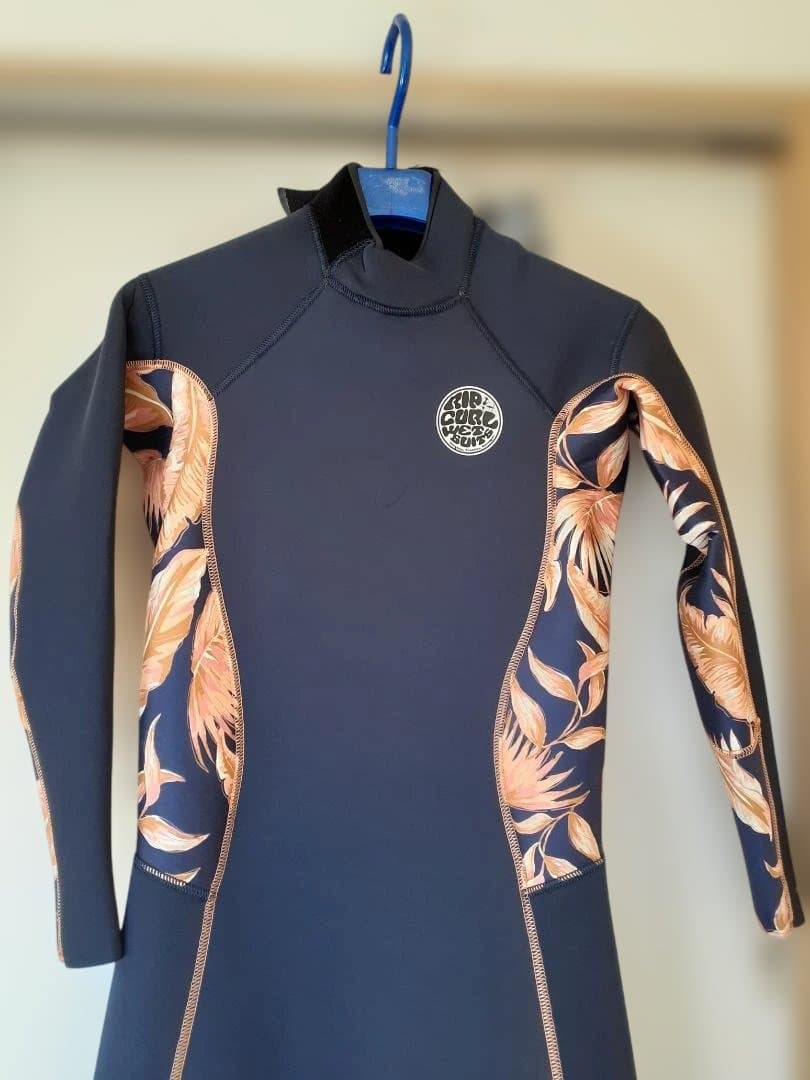 【掲載終了4月15日】【新品】ripcurl フルスーツウェットスーツ ネイビー