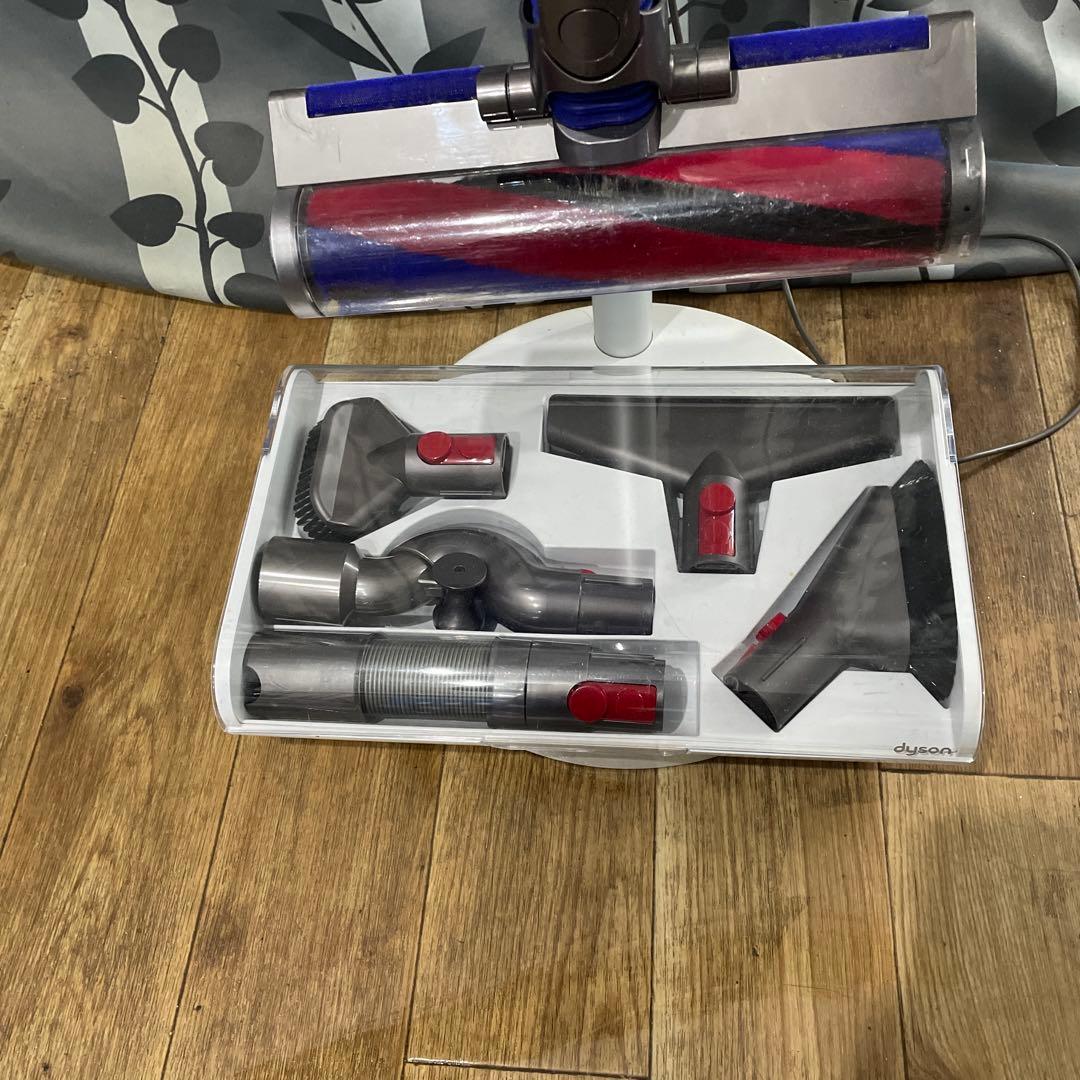 Dyson Digital Slim Fluffy+ SV18 充電スタンド付