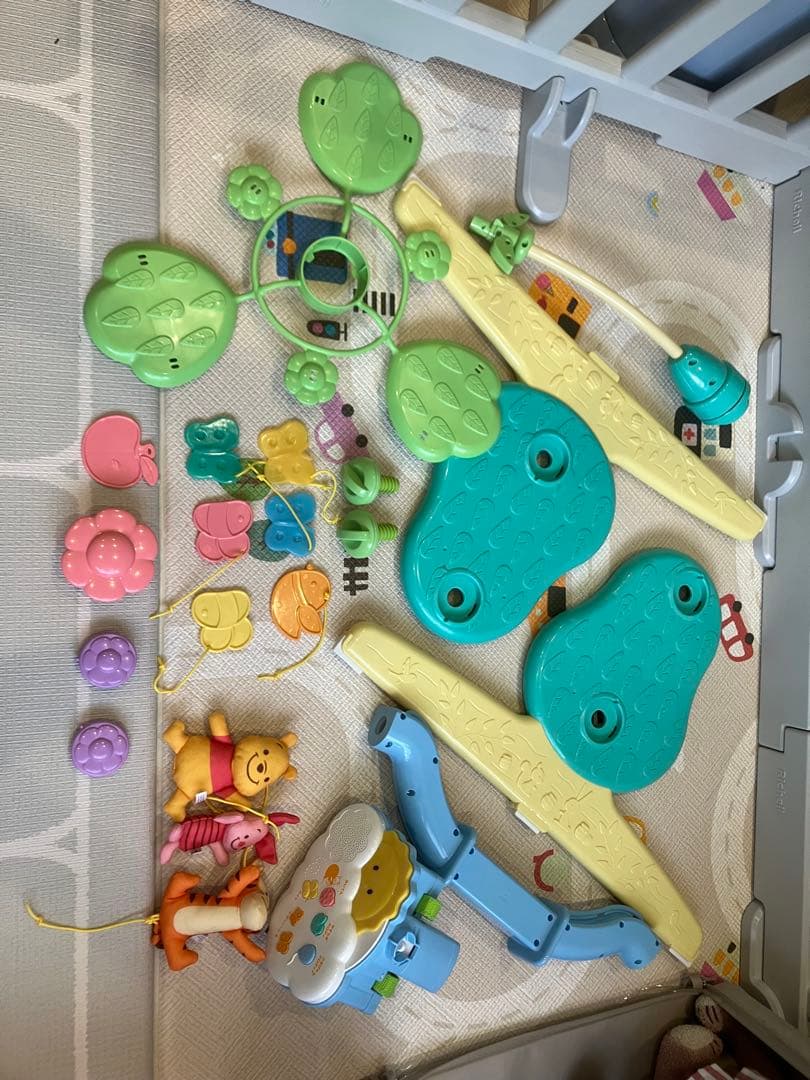 【美品】くまのプーさん選べる回転6WAYジムに変身メリー