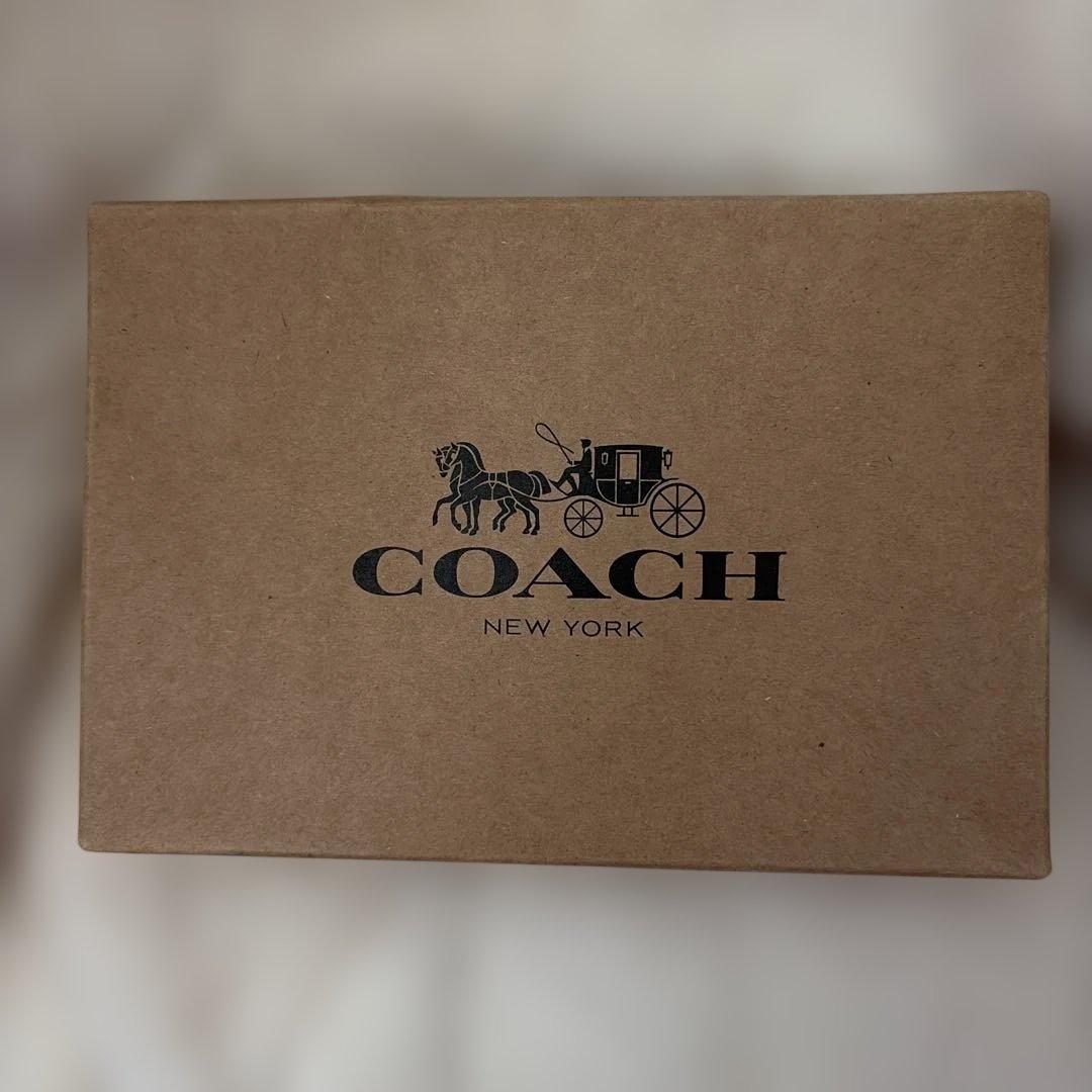 COACH C3309 Cチャーム 二つ折り財布 SV/KHAKIブラウン