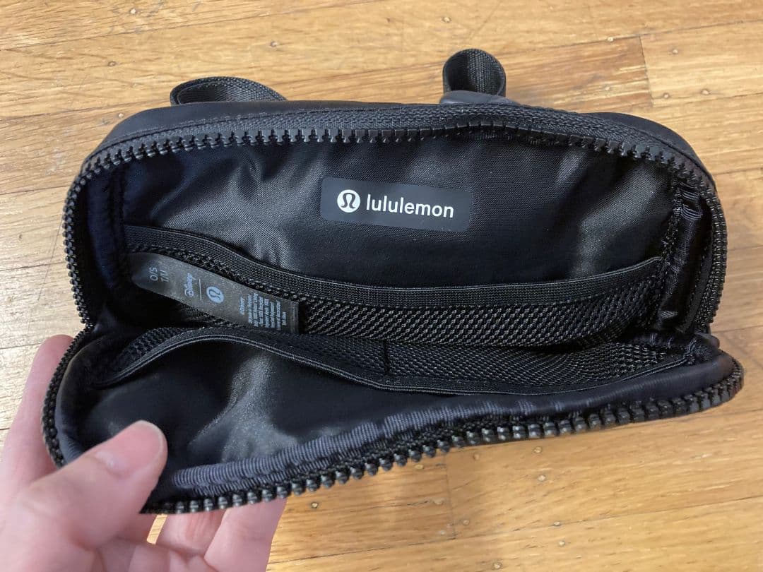 新品未使用！lululemon everywhere beltbag ディズニー
