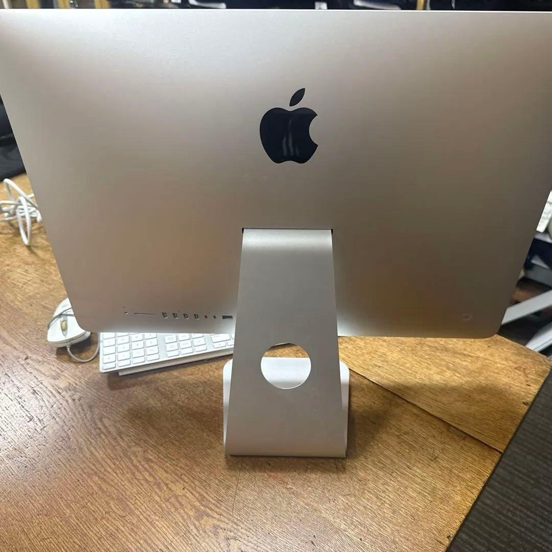 M*o様 Imac 21.5inch 2017