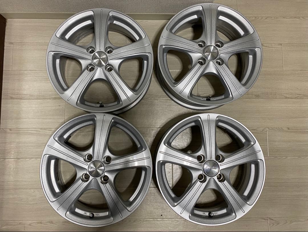 15インチ　アルミホイール　４本セット　4穴　5.5j 美品
