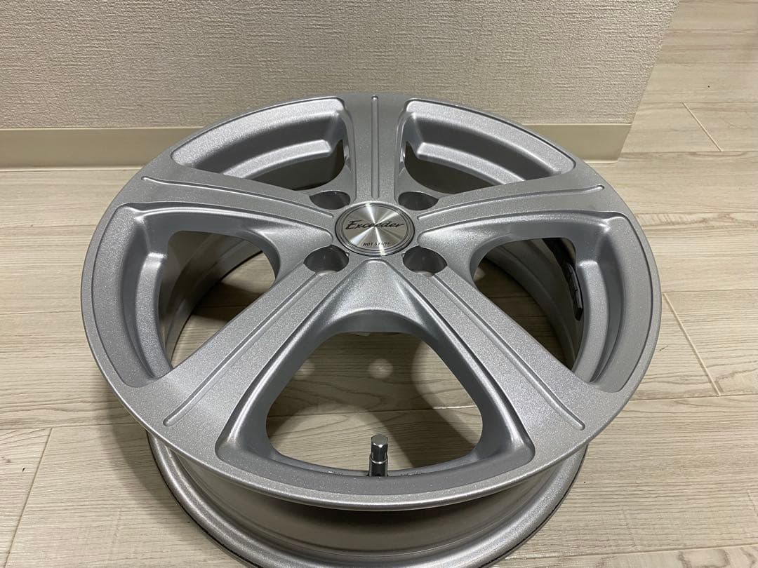 15インチ　アルミホイール　４本セット　4穴　5.5j 美品