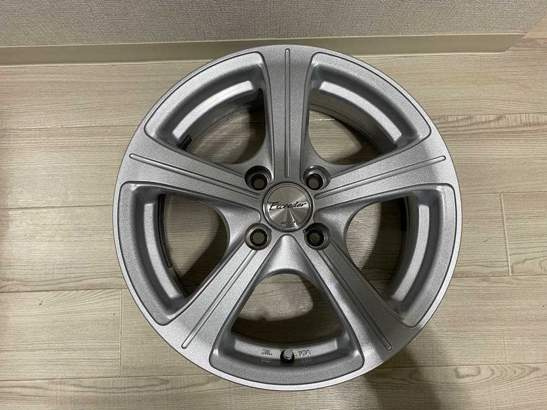 15インチ　アルミホイール　４本セット　4穴　5.5j 美品