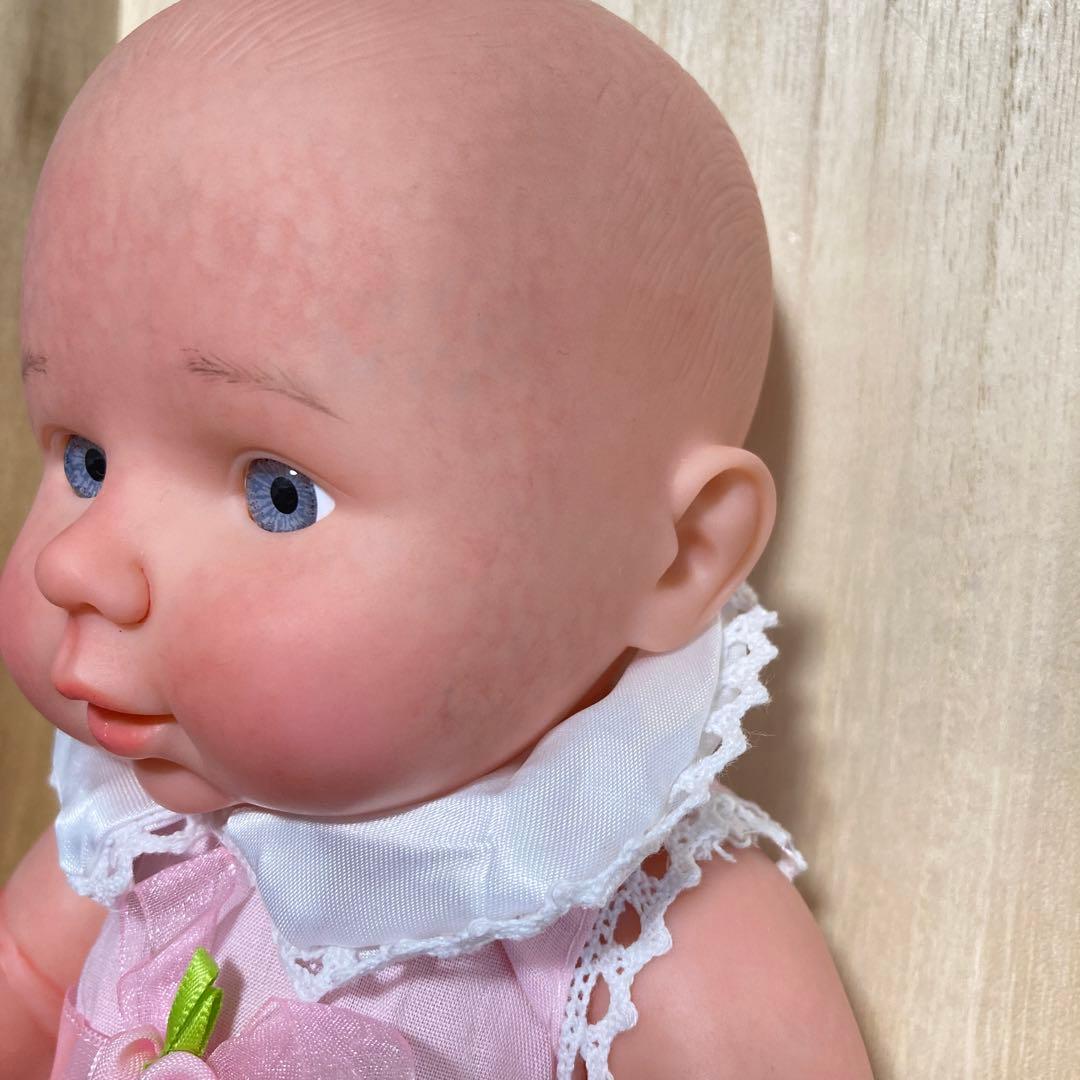 赤ちゃんの可愛いお人形　リボーンドール 胎児　新生児　とても可愛いです