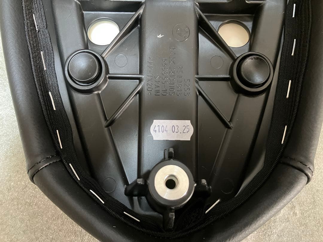  MOTORRAD RnineT 純正リアシート 純正タンデムベルト付き