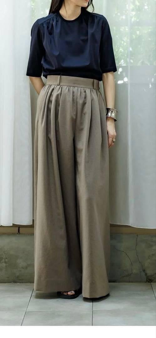 deres first class T シャツ　ネイビー