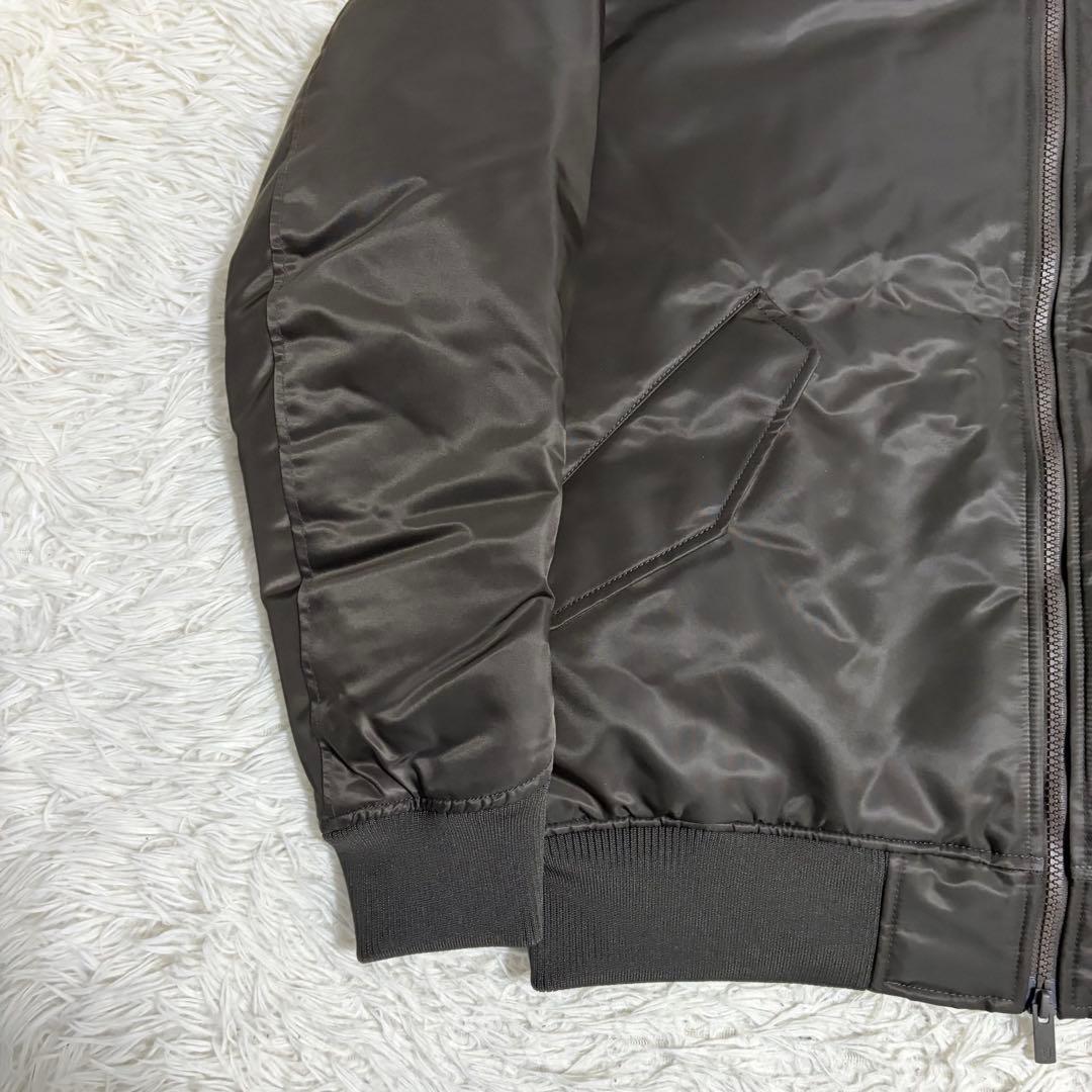 【極美品】UNIQLO +J ハイブリッドダウンオーバーサイズMA-1 Lサイズ