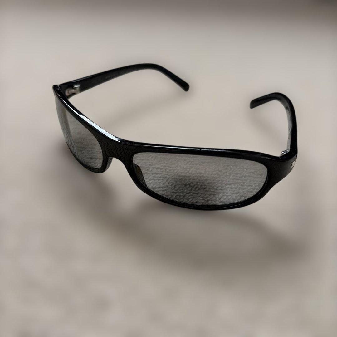 【PRADA サングラス　SPR03D】ブラック　ブルー