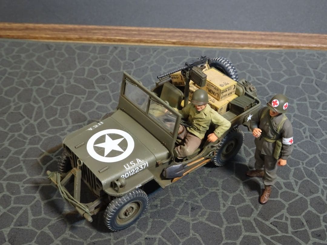 タミヤ1/35 US ジープウィリスMB プラモデル完成品