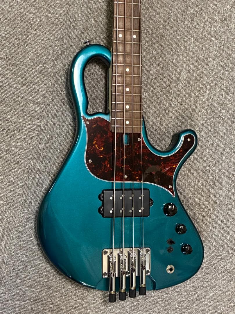 saitias guitars Lorentz4 軽量ヘッドレス