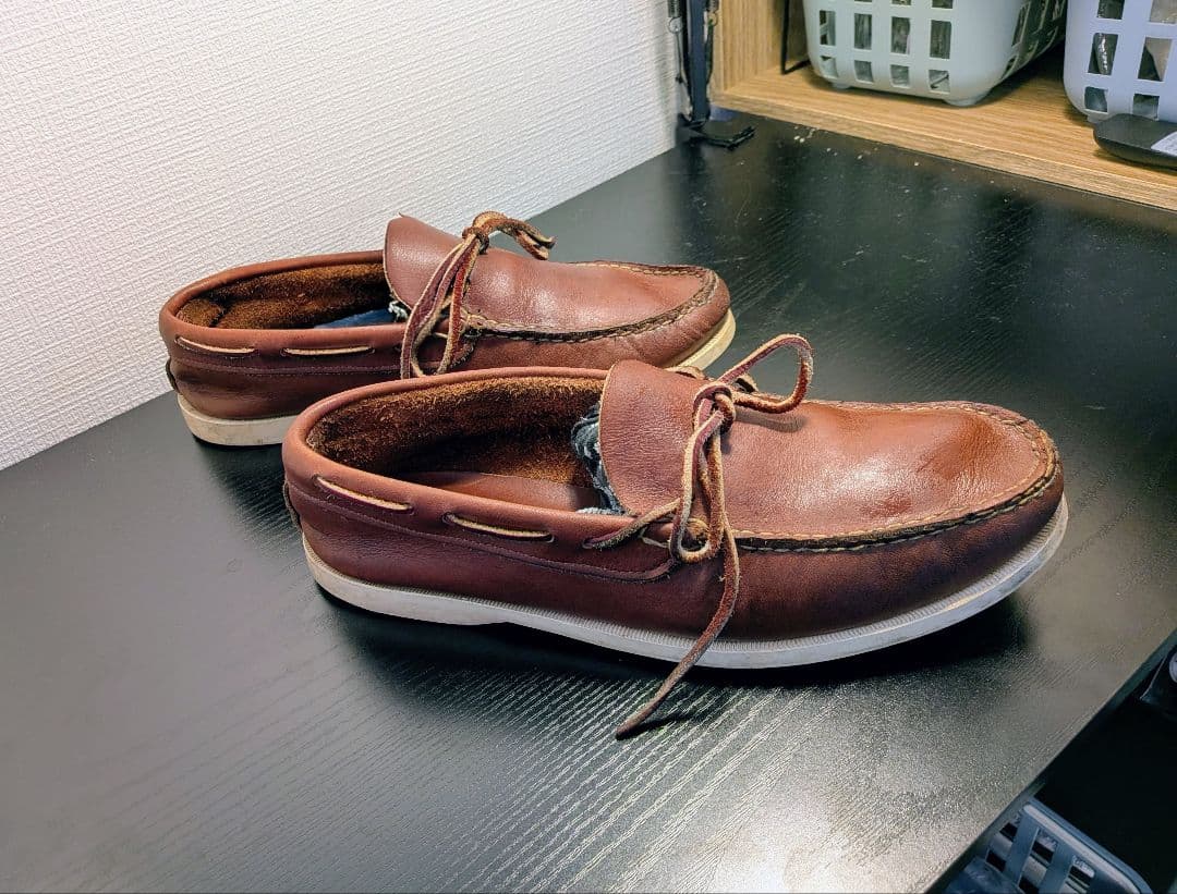ラッセルモカシンのキャンプモカシン（デッキシューズ）