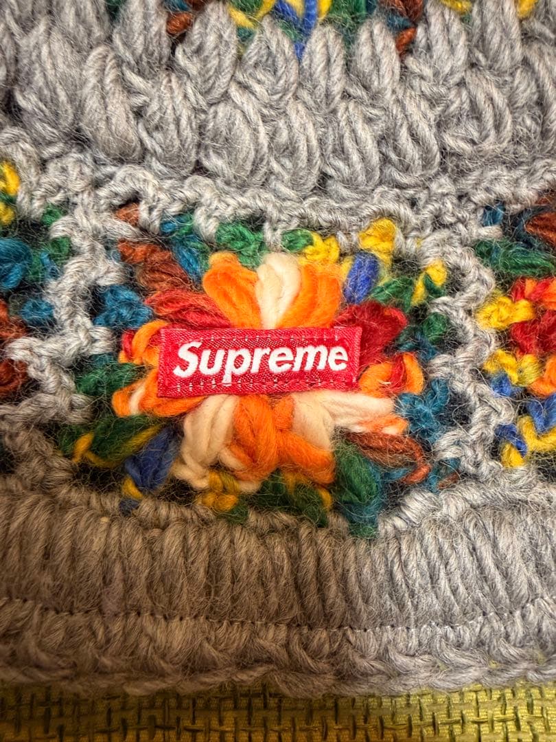 Supreme 花柄刺繍 ニットビーニー