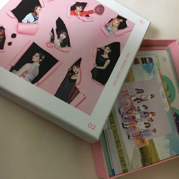 TWICE CD page tow ・ late1