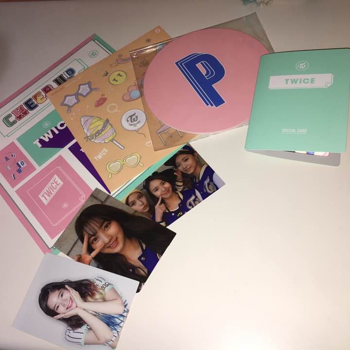 TWICE CD page tow ・ late1