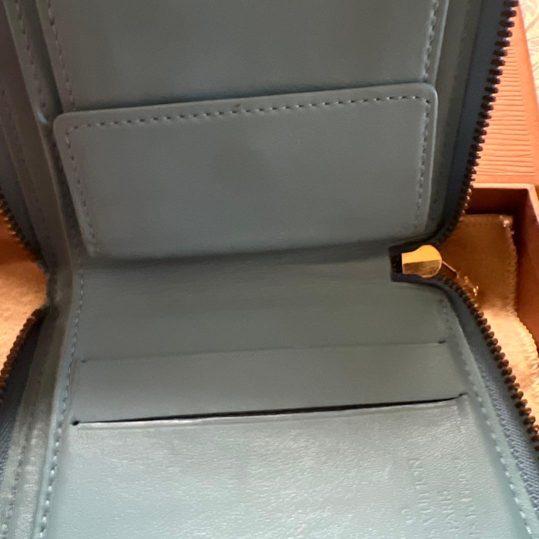 Louis Vuitton 二つ折り財布 ライトグリーン