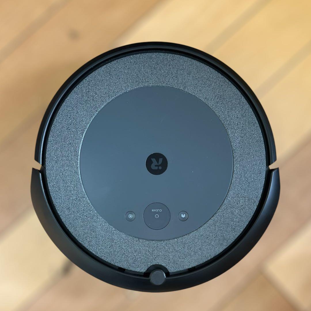 iRobot Roomba i3+ 本体