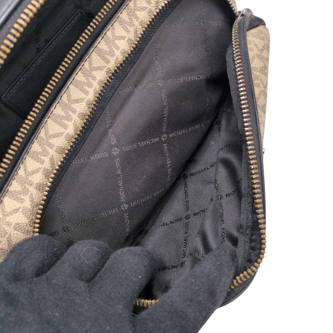 MICHAEL KORS　ボディーバッグ　ショルダーバッグ　1102
