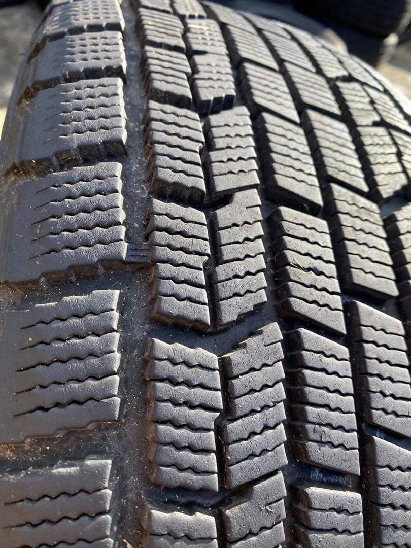 GOODYEAR ICENAVI ZEA 215/65/16 4本セット送料込み