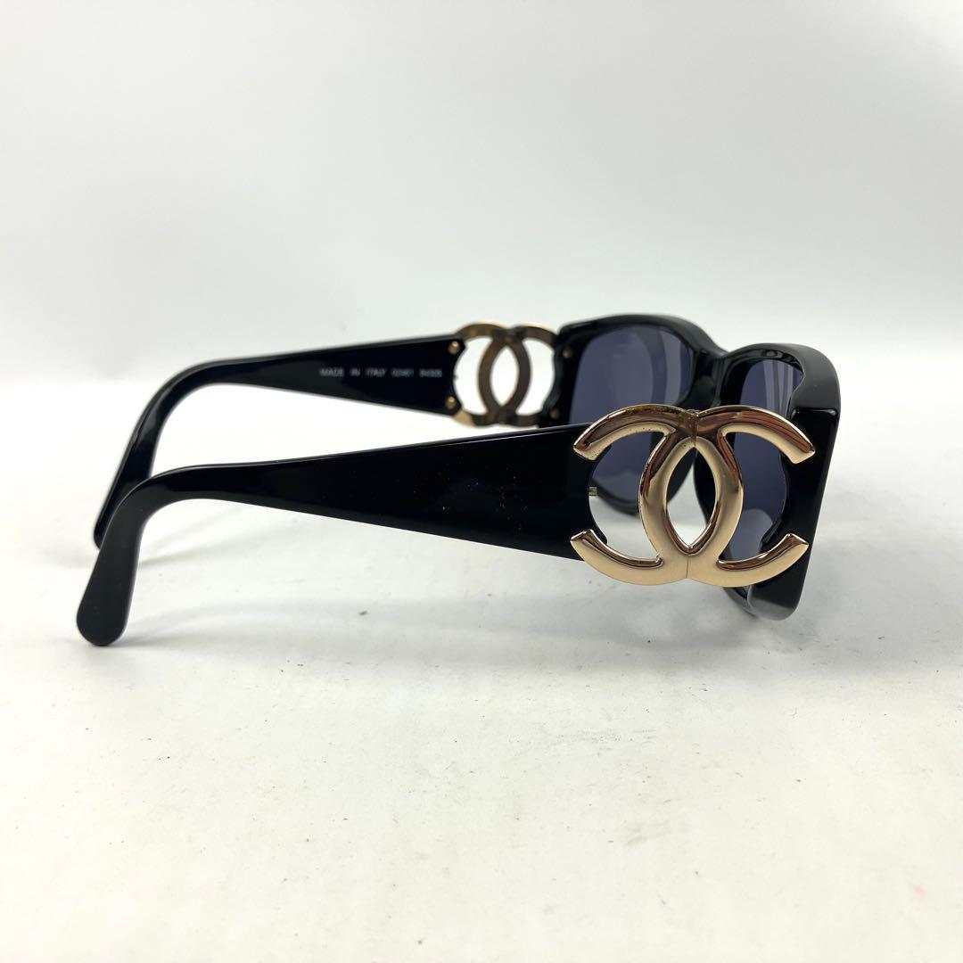 CHANEL シャネル　サングラス　ココマーク　ロゴ　セルフレーム　ブラック
