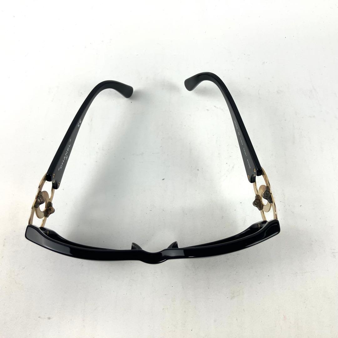 CHANEL シャネル　サングラス　ココマーク　ロゴ　セルフレーム　ブラック
