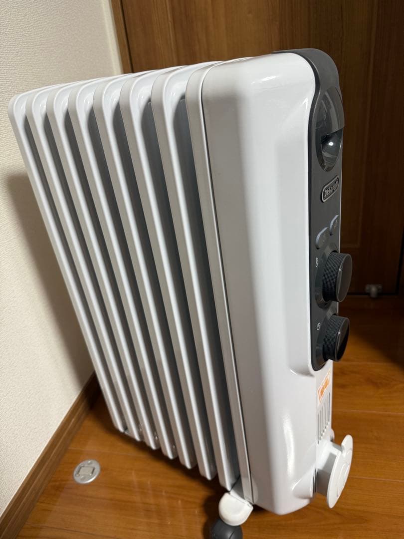 デロンギ アミカルド オイルヒーター RHJ35M0812-DG