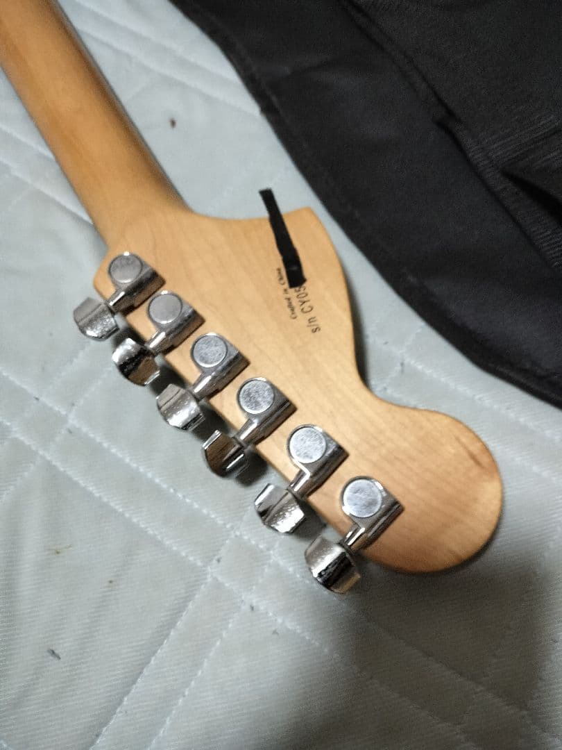 Squier スクワイヤー ストラトキャスター Affinity 青 ケース付