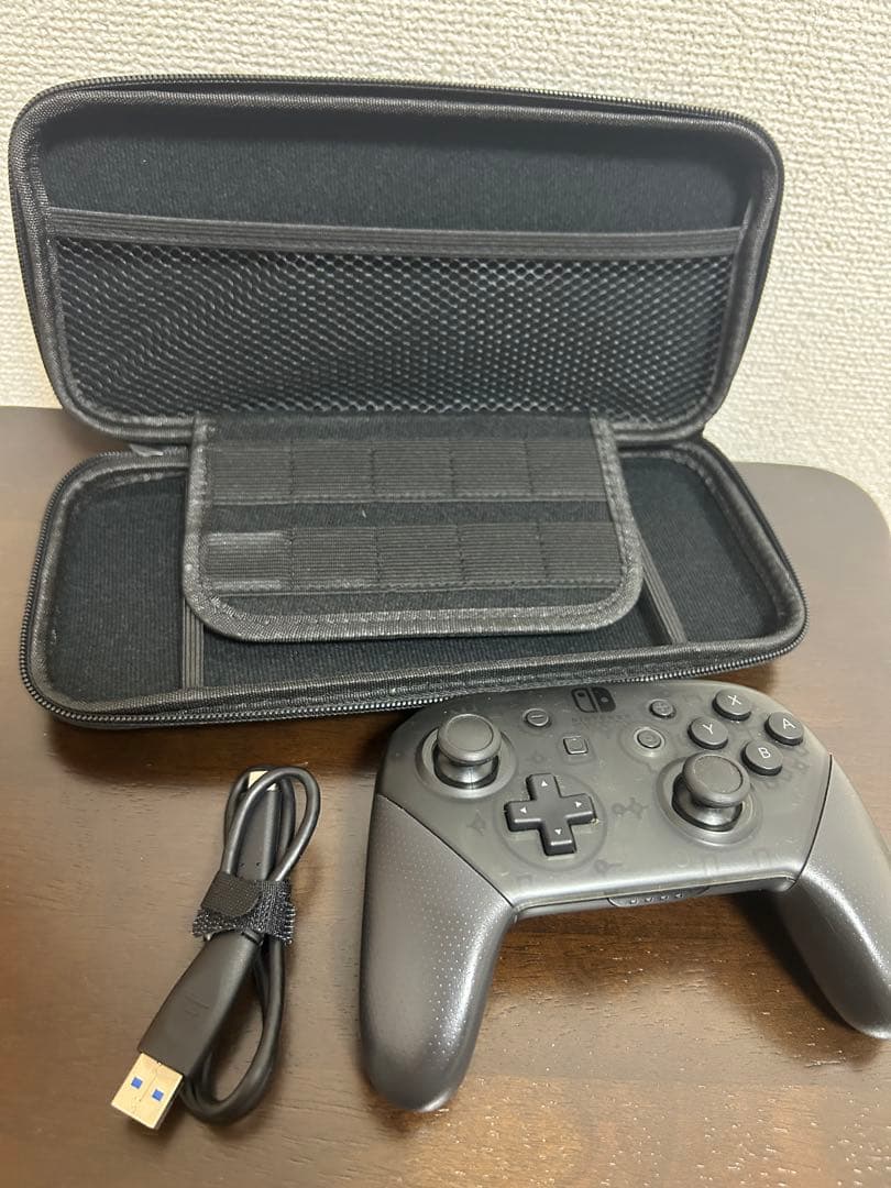 【美品】Nintendo Switch 有機ELモデル 本体＋プロコン