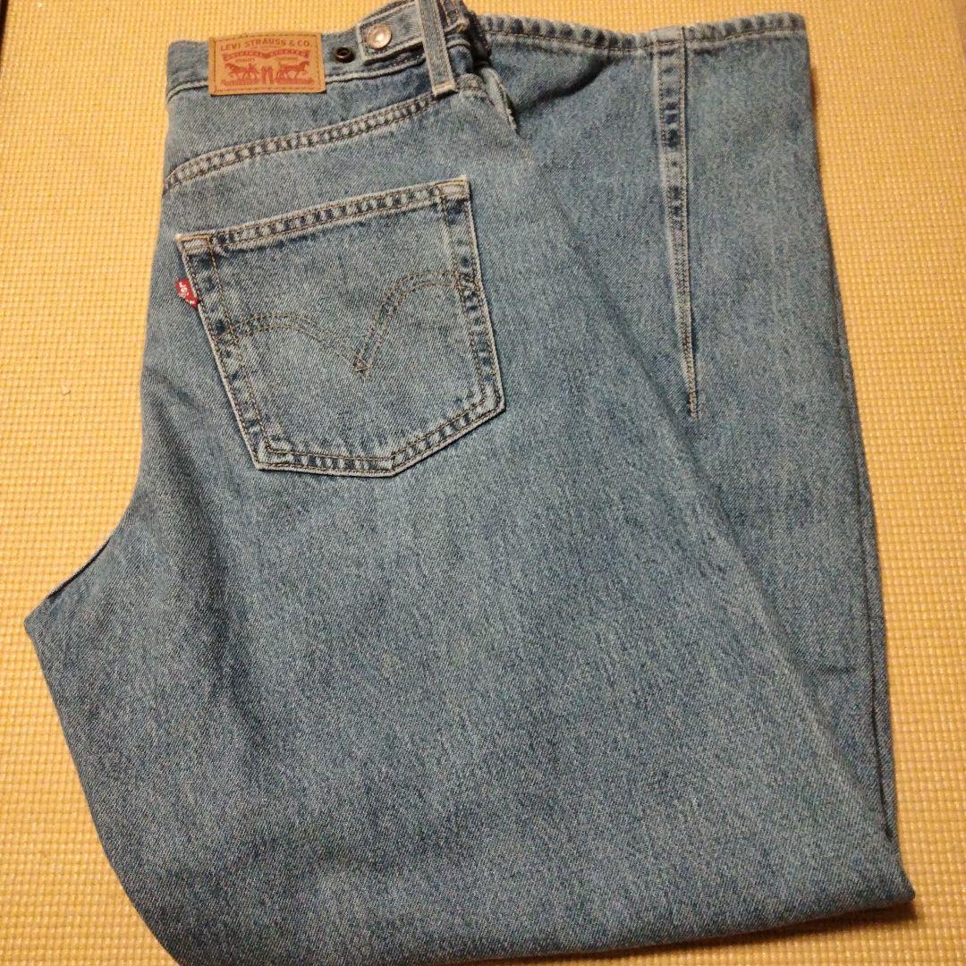 美品ᰔᩚ　リーバイス　CINCHバレルデニムパンツ　27 匿名配送