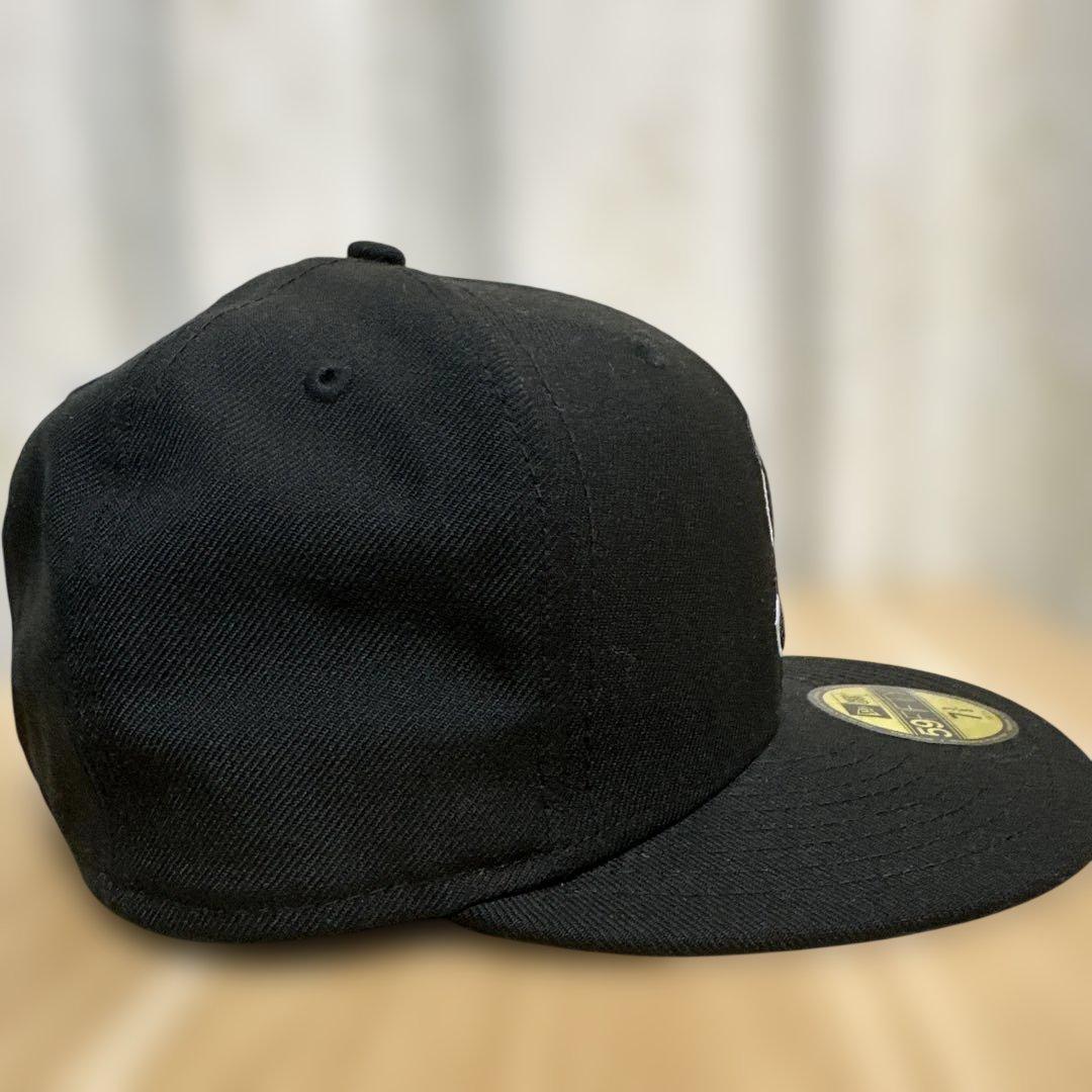 Supreme × New Era Sロゴ 59FIFTY キャップ ブラック