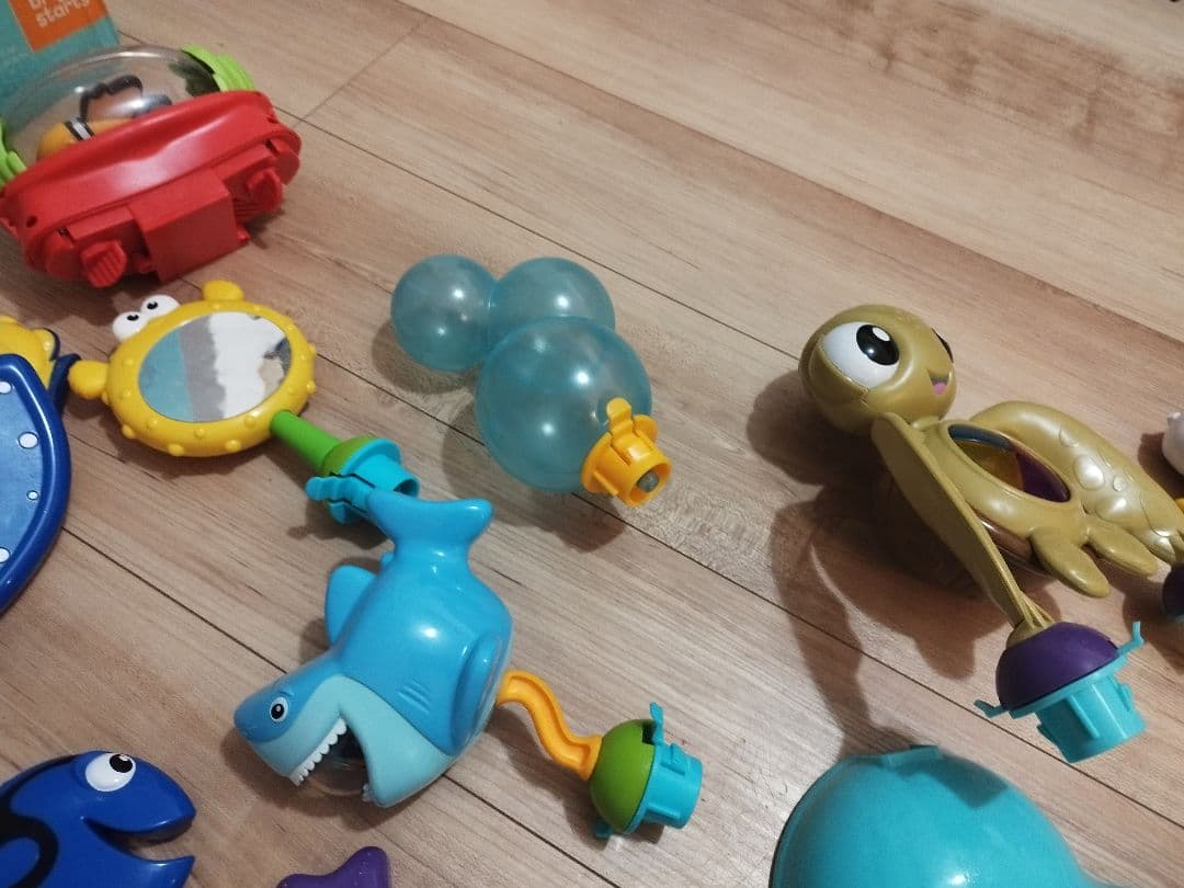 {極美品} ディズニー　ジャンパルー　ニモ