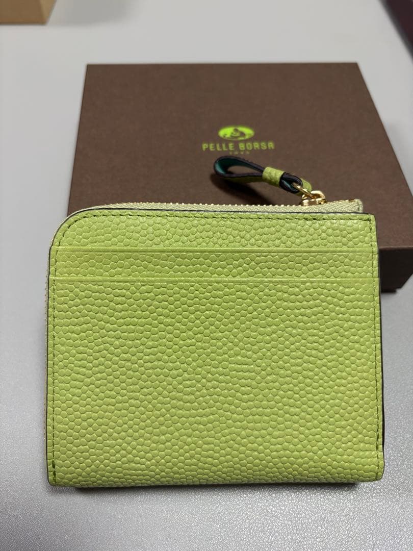 PELLE BORSA ペレボルサ L字ファスナーミニ財布 レタスグリーン