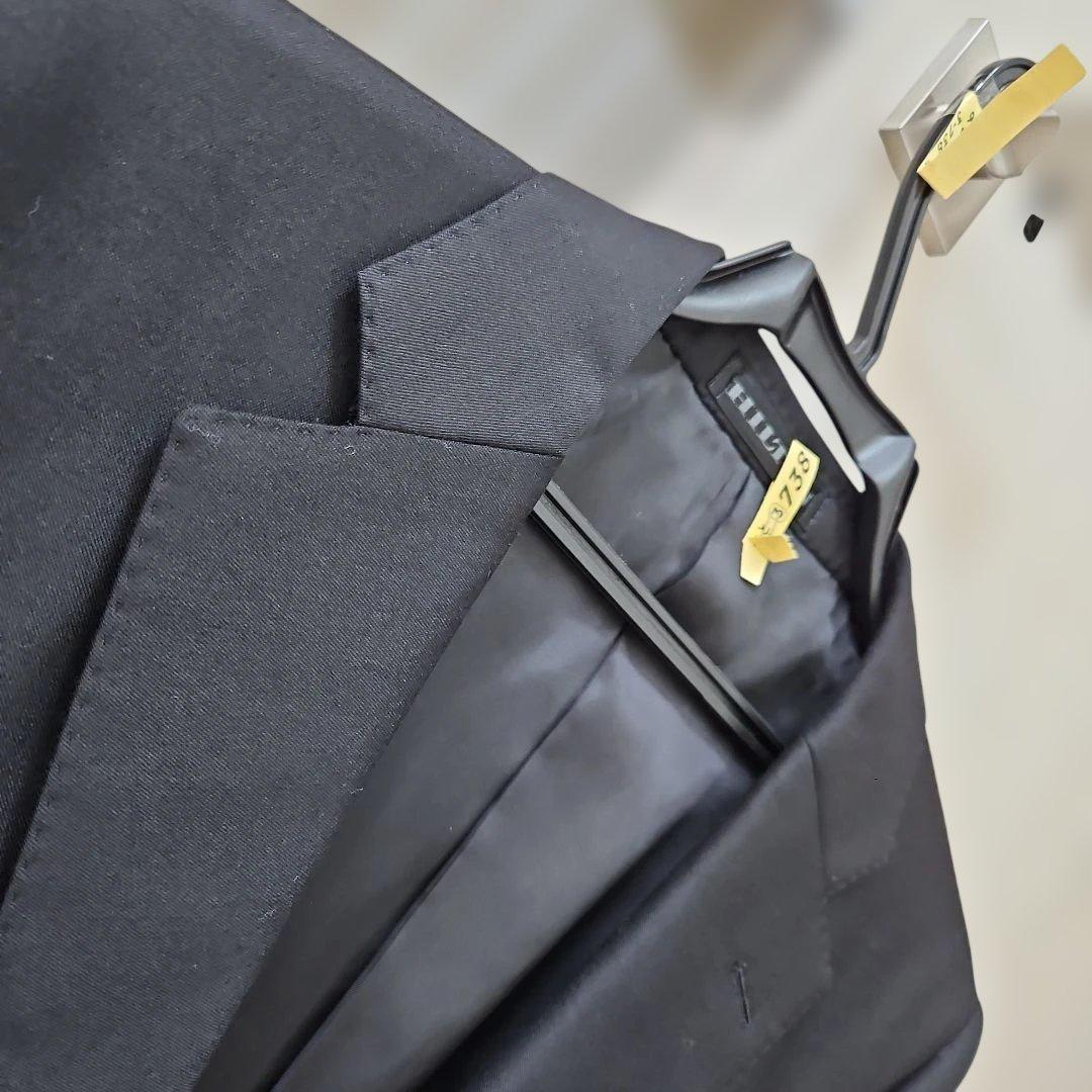 洋服の青山 フォーマルスーツ　上下　HILTON　黒