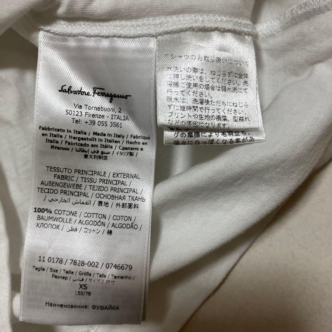 ☆最終お値下げ☆フェラガモ　Tシャツ　xs