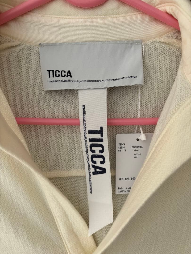 新品タグ付TICCA アイボリー 長袖